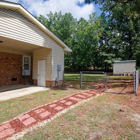 Pine Forest Zen Cottage - 10 Min To Fort Bragg Fayetteville Exterior photo